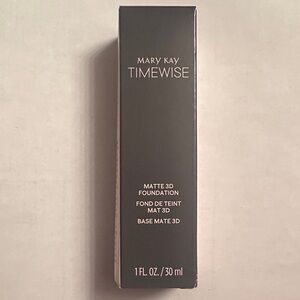 Mary Kay Timewise Matte 3D Foundation - Black